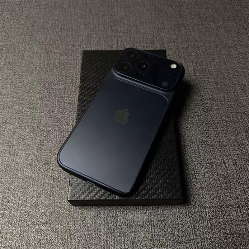 Tampa Traseira Upgrade Design iPhone 17 | Compatível XR ao 15 (Normal/Pro/Pro Max)
