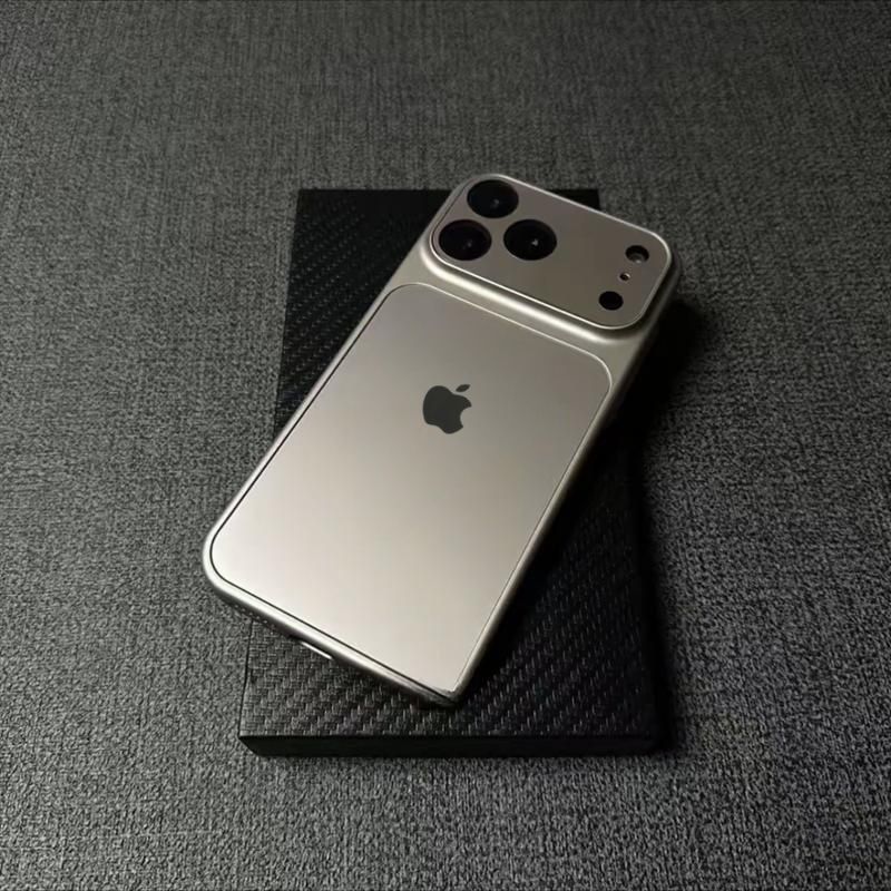 Tampa Traseira Upgrade Design iPhone 17 | Compatível XR ao 15 (Normal/Pro/Pro Max)